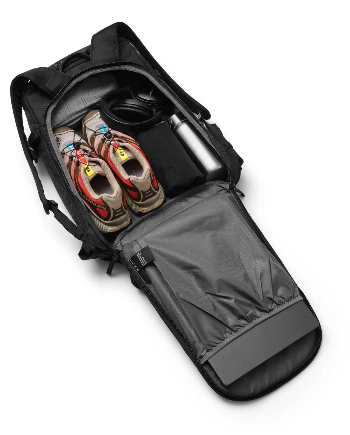 Backcountry Backpack 25L in White Noise – product photo 9