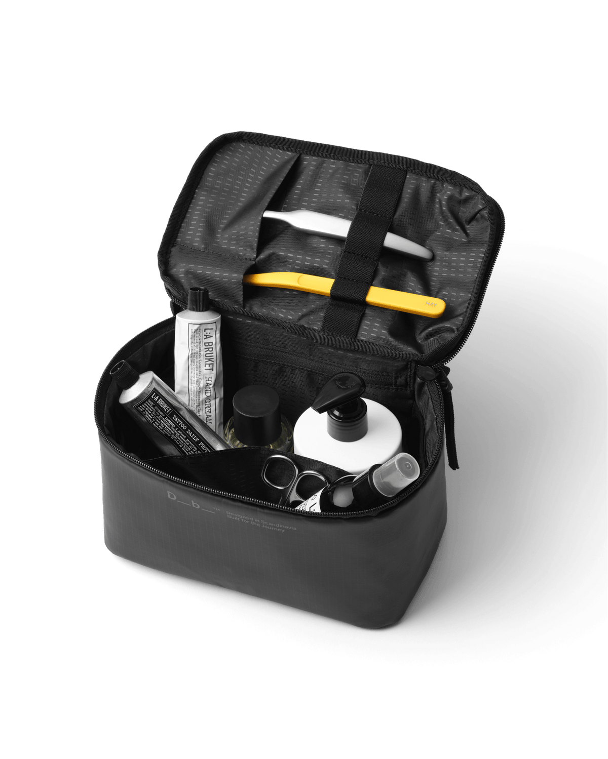 Essential Washbag S Black Out