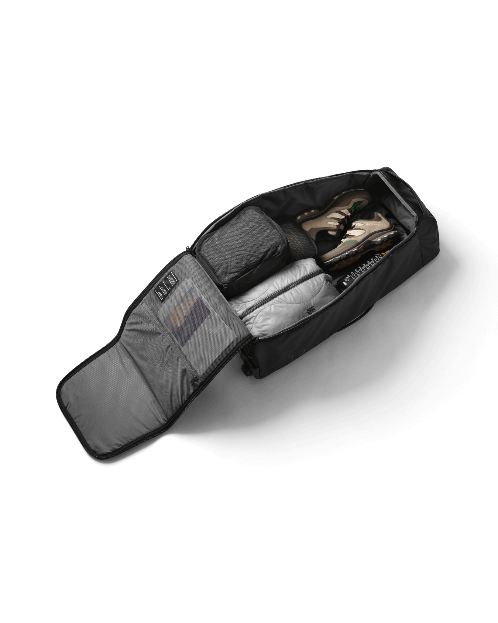 Hugger Roller Bag 60L Black Out