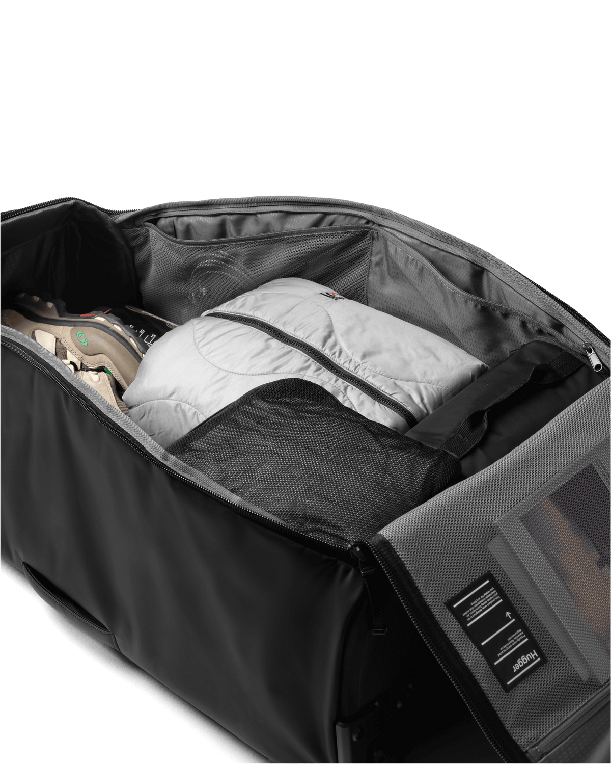 Hugger Roller Bag 90L Black Out