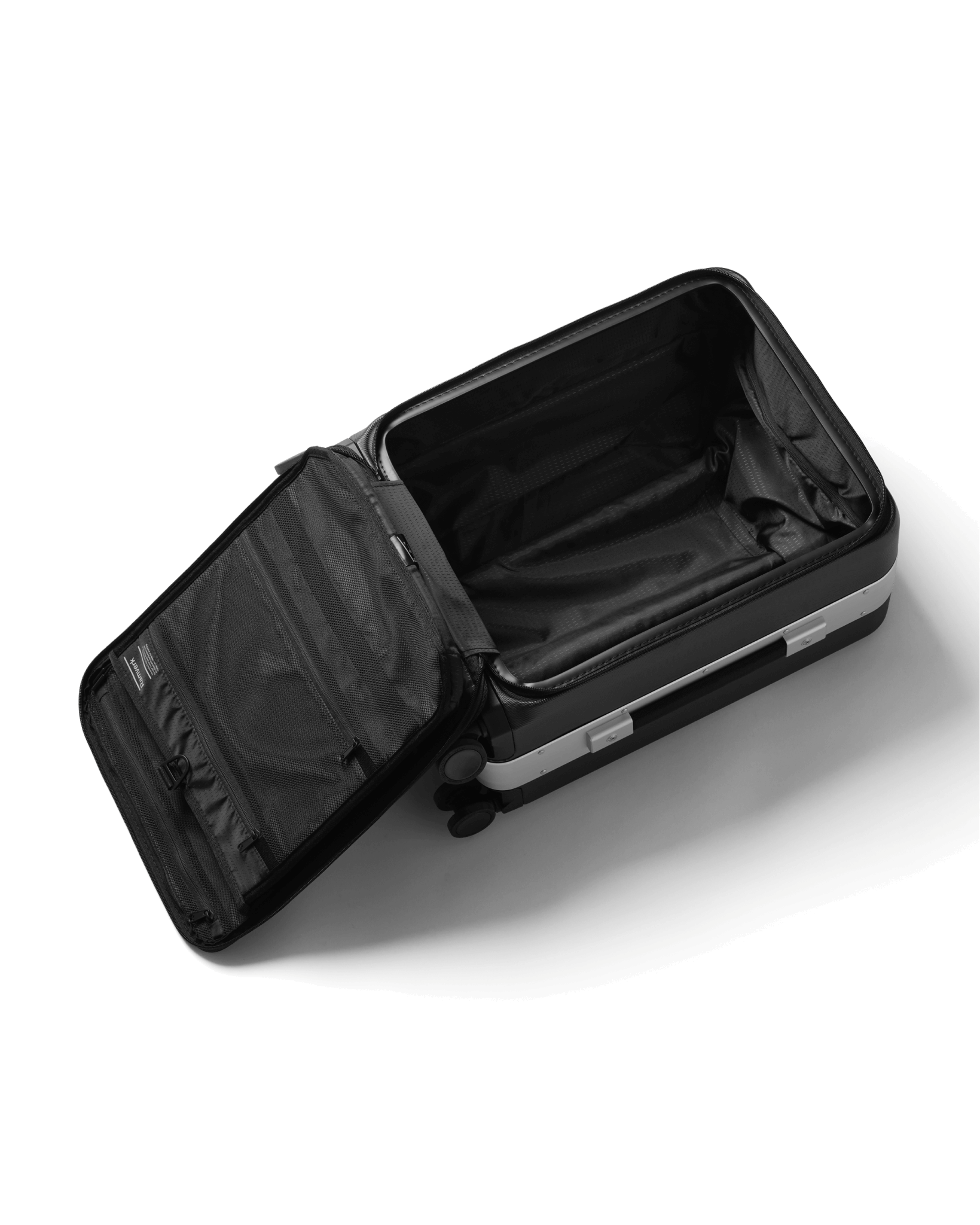 Ramverk Pro Front-access Carry-on Black Out