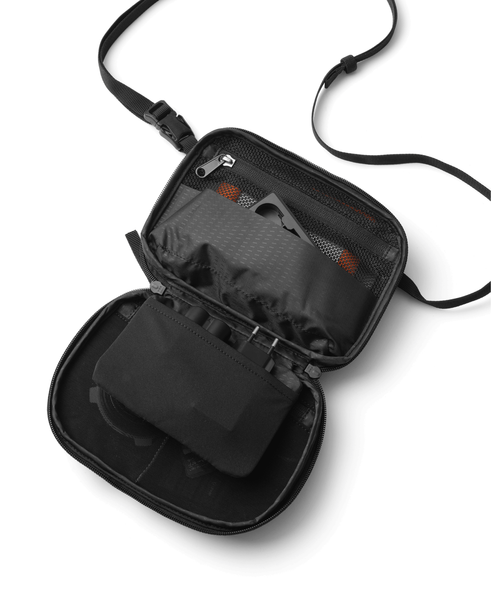 Ramverk Tech Organiser Black Out