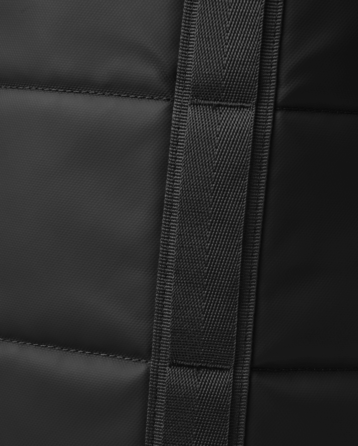 Roamer Duffel Pack 25L Black Out
